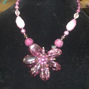 VNTG LARGE GLASS FLOWER NECKLACE FLAWS